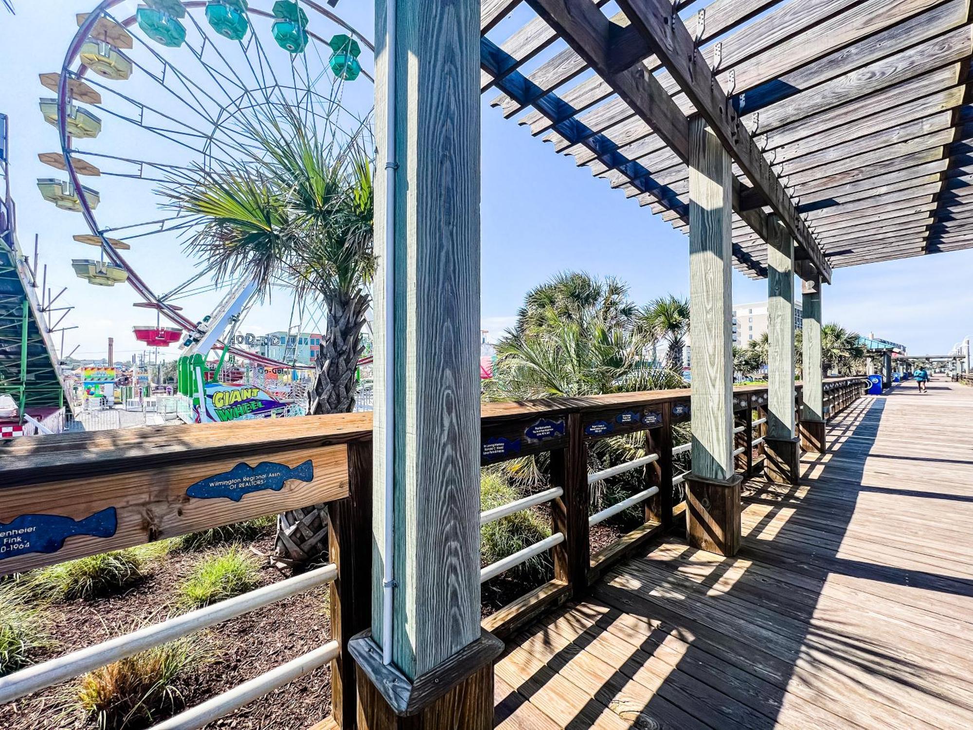 Cozy Beach Condo Sleeps 6 Pool Carolina Beach Eksteriør bilde