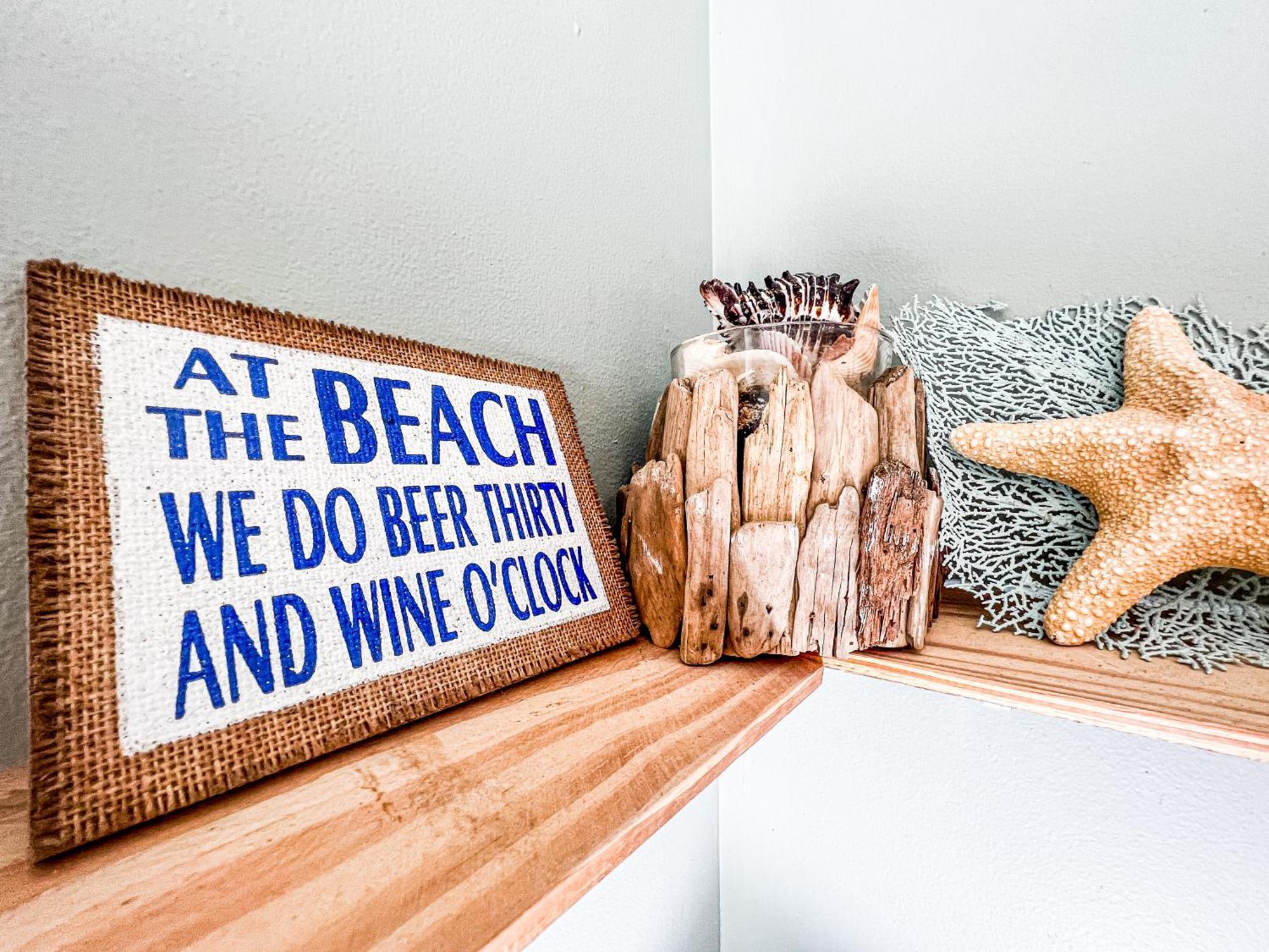 Cozy Beach Condo Sleeps 6 Pool Carolina Beach Eksteriør bilde