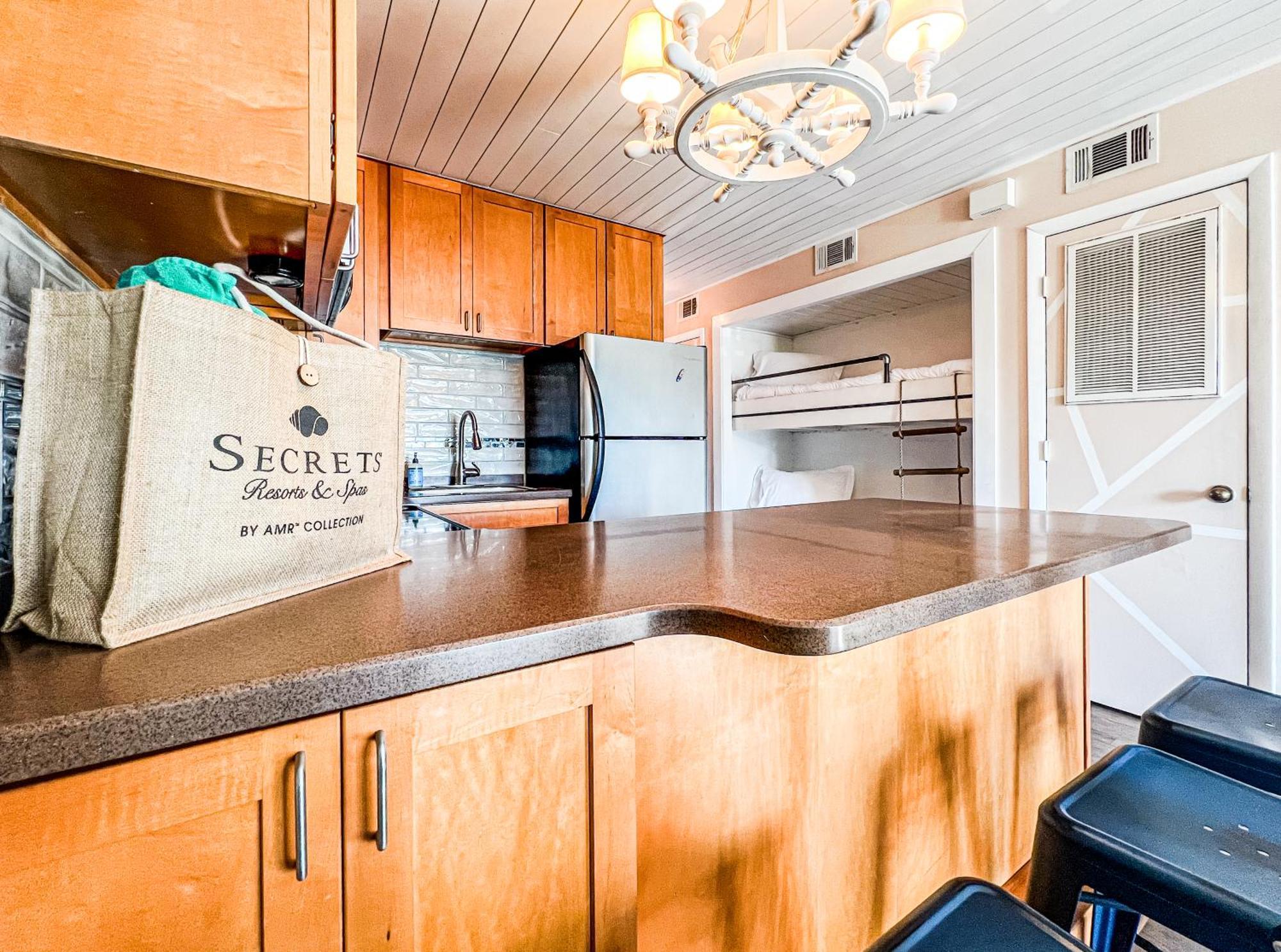 Cozy Beach Condo Sleeps 6 Pool Carolina Beach Eksteriør bilde